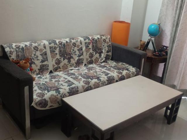 Flat for rent in Hariana