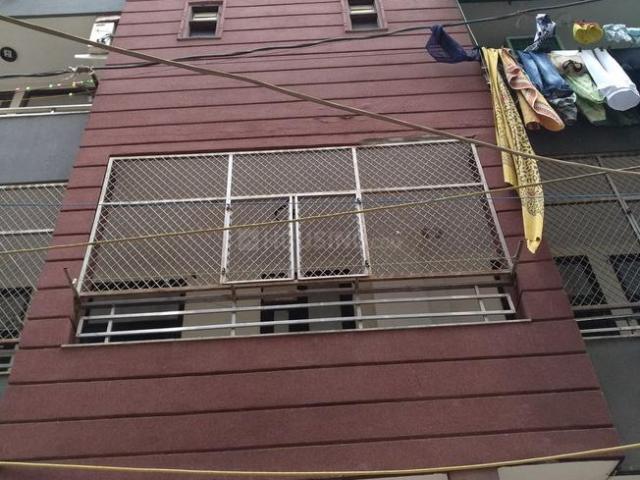 Flat for sale in South West Delhi, Deri