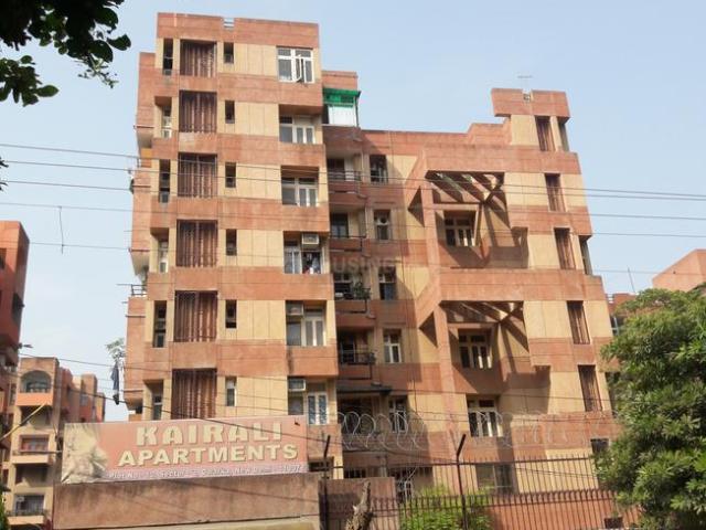 Flat for sale in South West Delhi, Deri