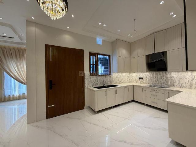 Flat for sale in Chandigarh, Union Territory Of Chandigarh