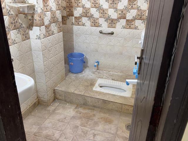 Flat for rent in Sector 44, Noida