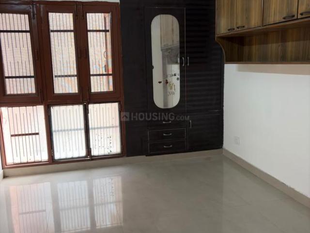 Flat for rent in Ward 14, Chandigarh