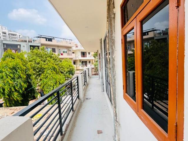 Flat for rent in Hariana