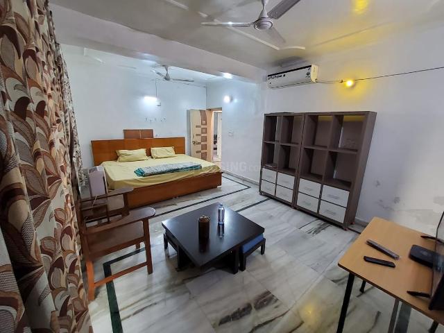Flat for rent in South West Delhi, Deri