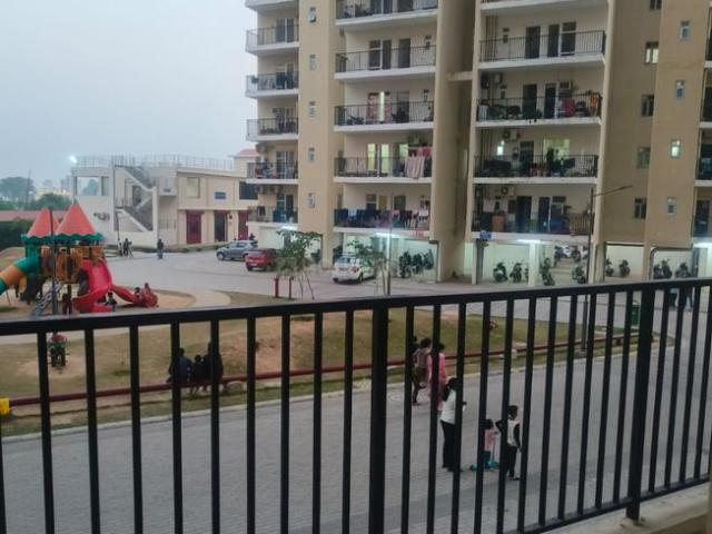 Flat for rent in Hariana