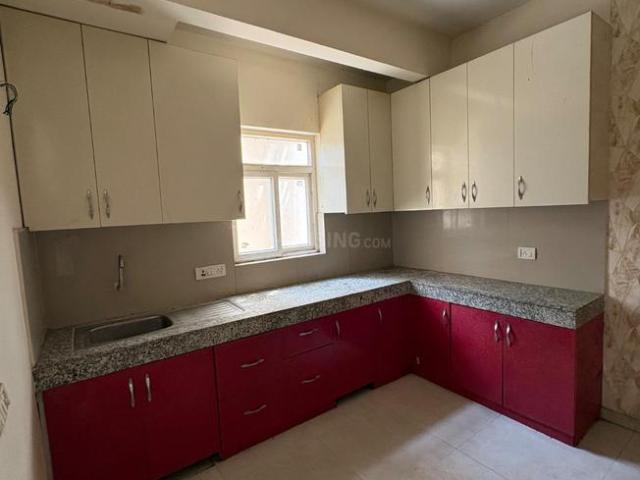 Flat for rent in Hariana