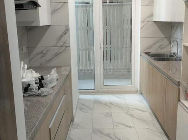 Flat for rent in DLF 5, Gurugram