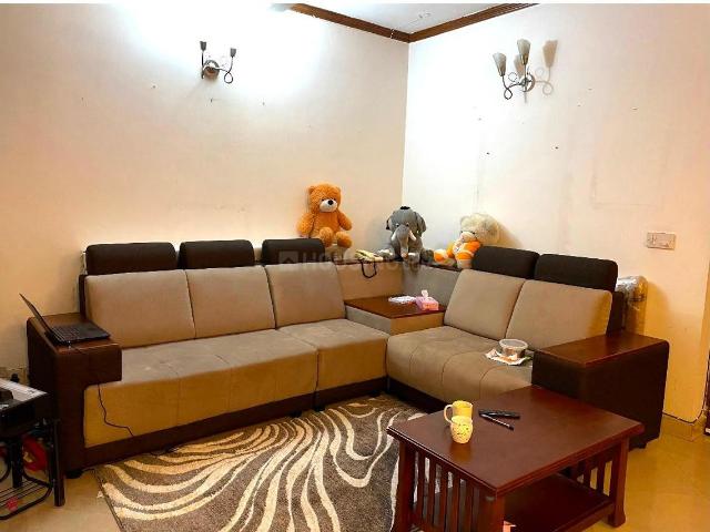Flat for rent in DLF 5, Gurugram