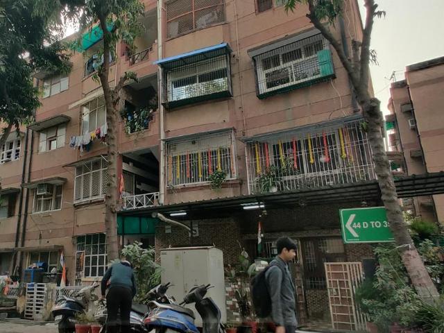 Flat for sale in Noida, Gautam Buddha Nagar