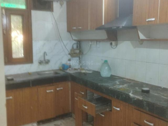 Flat for rent in South West Delhi, Deri