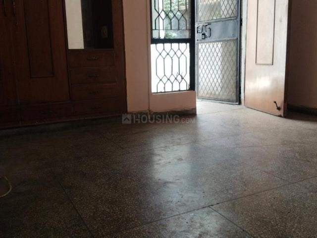Flat for rent in South West Delhi, Deri