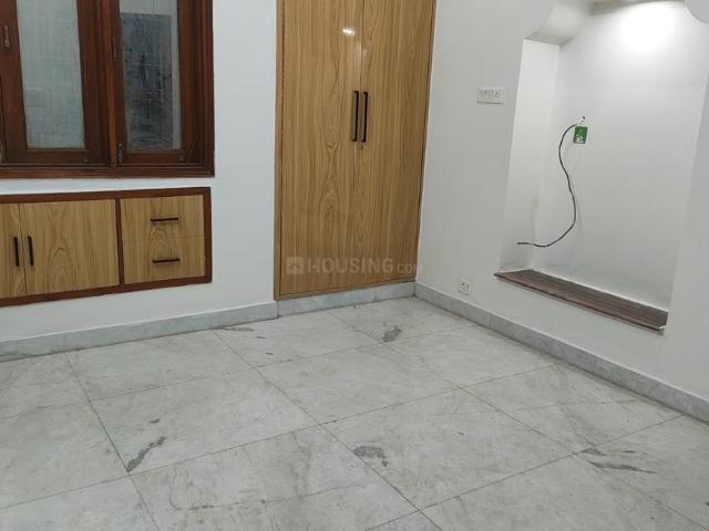 Flat for sale in South West Delhi, Deri