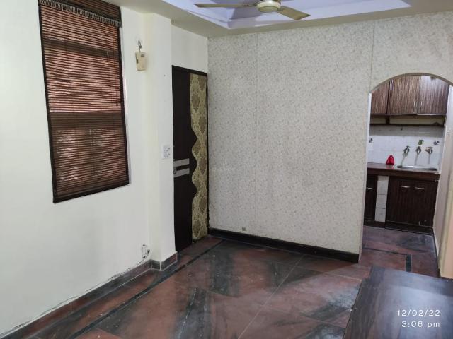 Flat for rent in North West Delhi, Deri