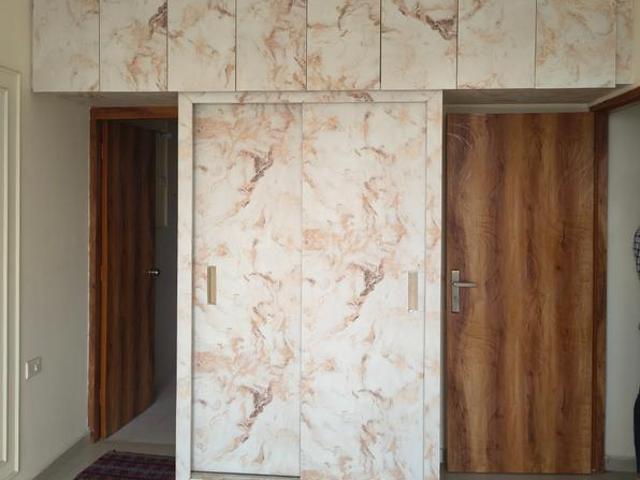 Flat for rent in Hariana