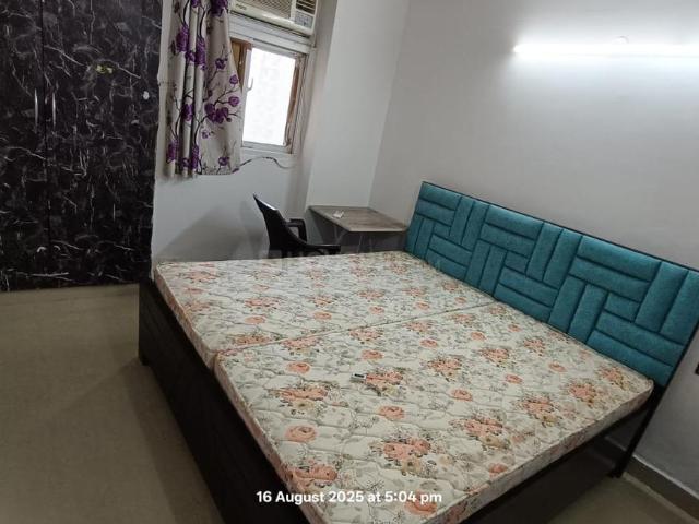 Flat for rent in Noida, Gautam Buddha Nagar