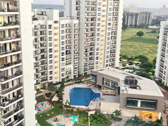 Flat for rent in Winter Hills, Gurugram