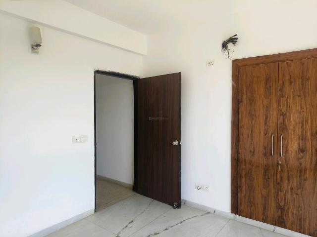 Flat for sale in Winter Hills, Gurugram