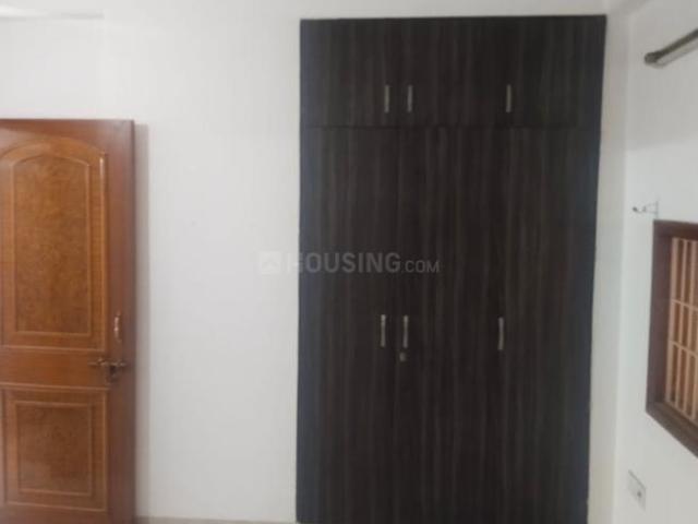 Flat for sale in South West Delhi, Deri