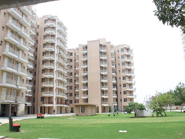 Flat for sale in Hariana