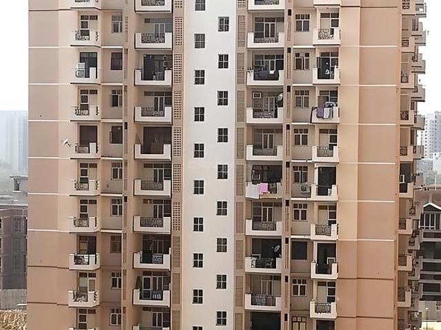 Flat for sale in Hariana