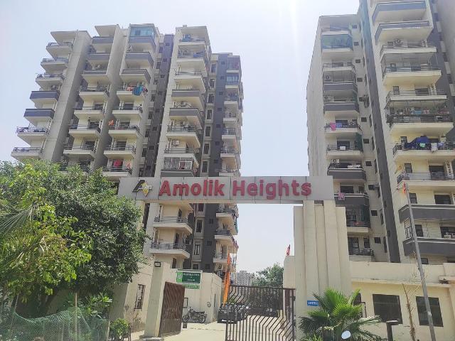 Flat for sale in Hariana