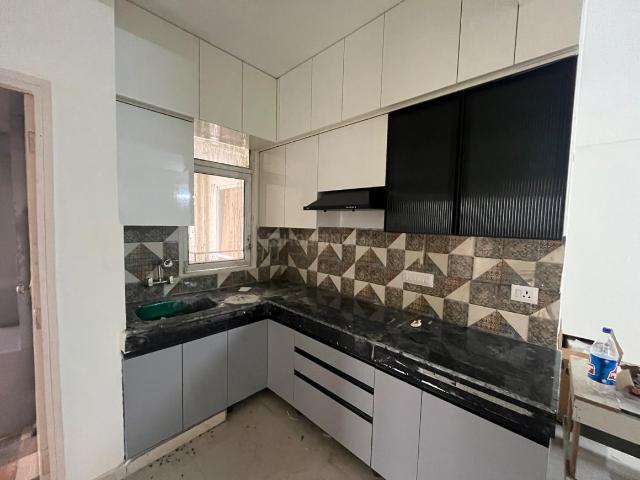 Flat for rent in Hariana