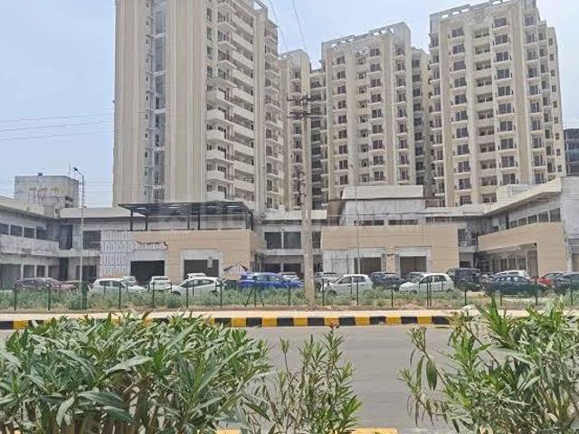 Flat for rent in Hariana