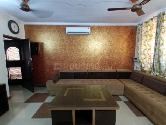 Flat for rent in South West Delhi, Deri
