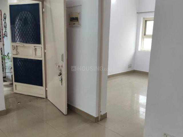 Flat for rent in South West Delhi, Deri