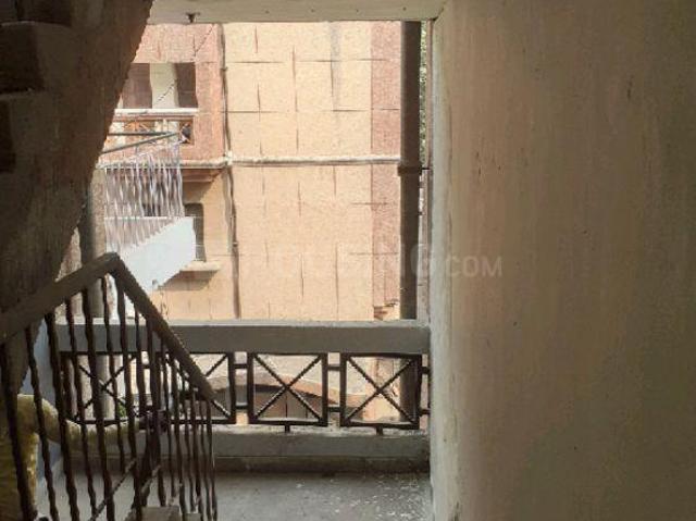 Flat for sale in North West Delhi, Deri