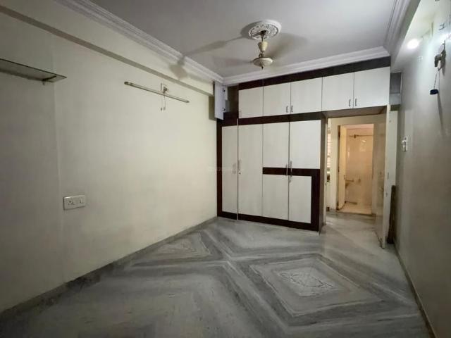 Flat for rent in Tilakwada, Gujarat