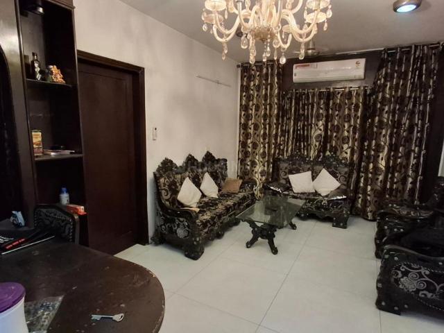 Flat for rent in Deri