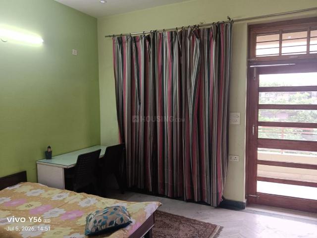 Flat for rent in Surajpur