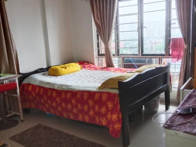 Flat for sale in Tangra North, Kolkata