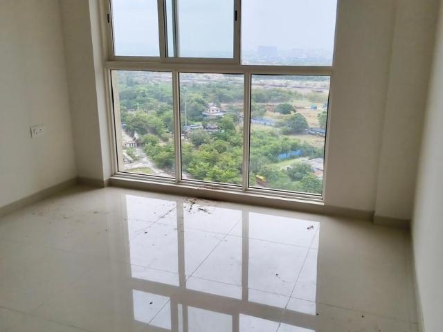 Flat for rent in Lodha Amara, Thane