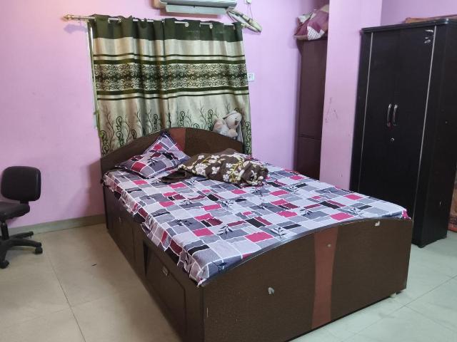 Flat for rent in Calcutta, West Bengal