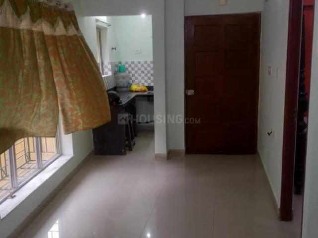 Flat for rent in Charu Market Area, Kolkata