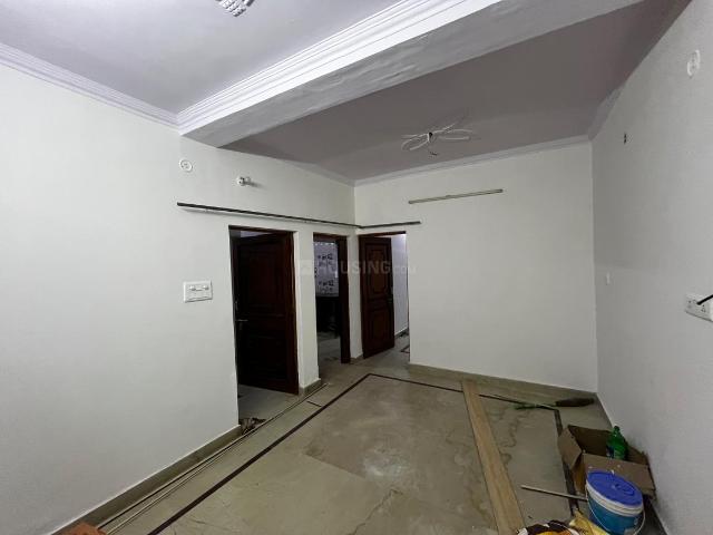 Flat for sale in North West Delhi, Deri