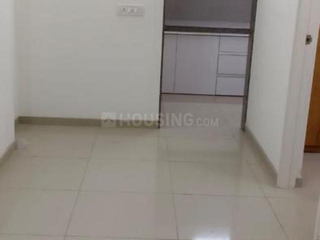 Flat for rent in Sarkhej, Gujarat