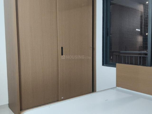 Flat for rent in Sarkhej, Gujarat