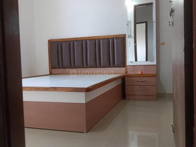 Flat for rent in Sarkhej, Gujarat