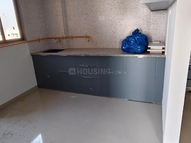 Flat for rent in Sarkhej, Gujarat
