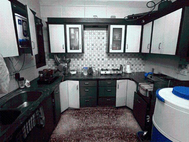 Flat for rent in Sarkhej, Gujarat