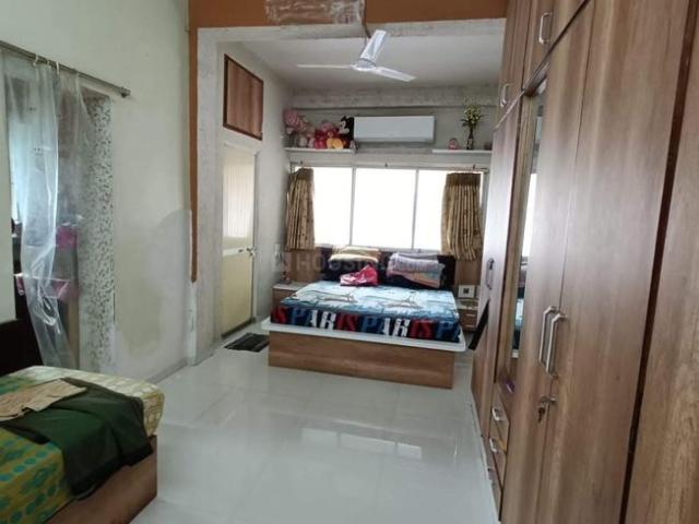 Flat for rent in Usmanpura, Navrangpura
