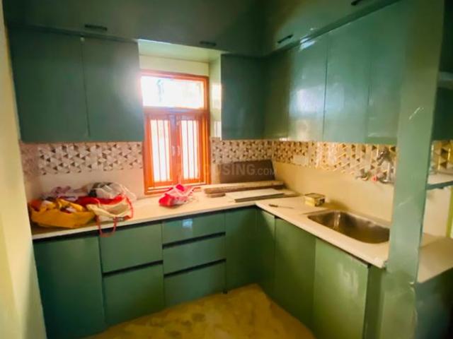 Flat for rent in West Delhi, Deri