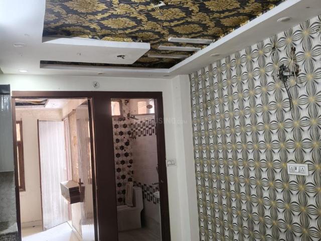 Flat for sale in West Delhi, Deri