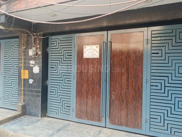 Flat for sale in West Delhi, Deri