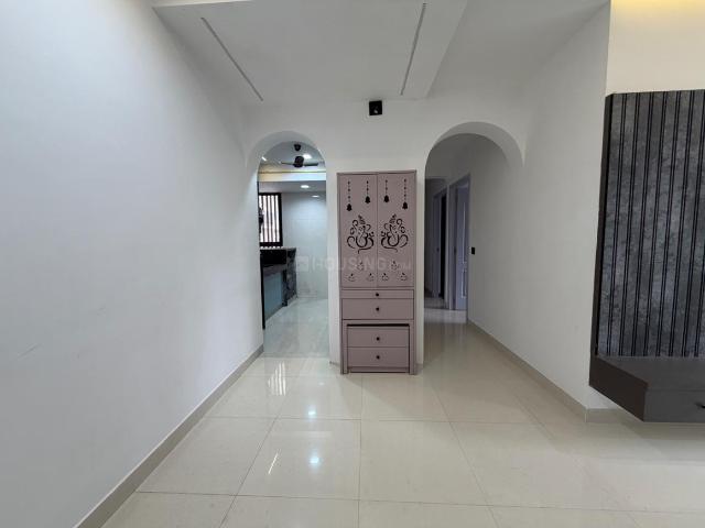 Flat for rent in Adalaj, Gujarat