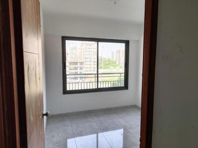 Flat for rent in Tragad, Ahmedabad
