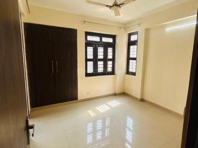 Flat for rent in Deri